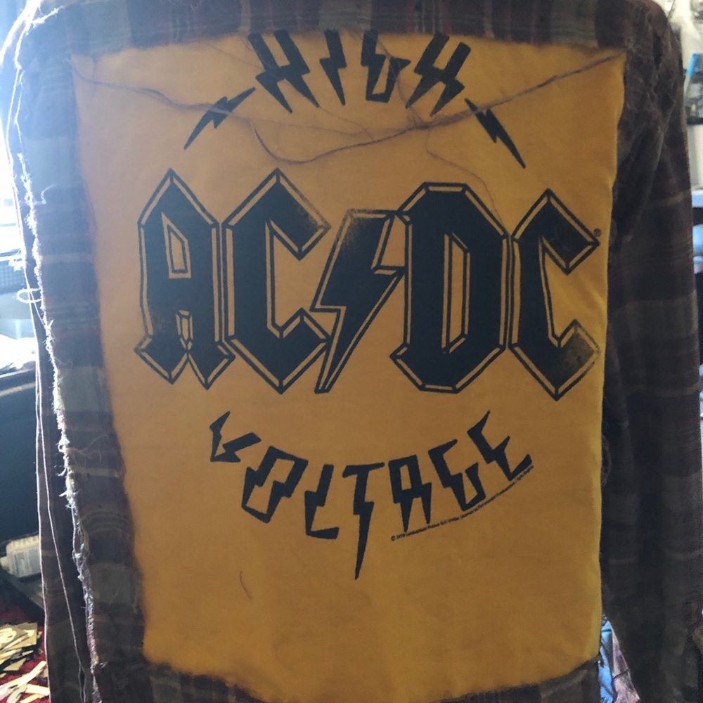 Ac/Dc - image 1